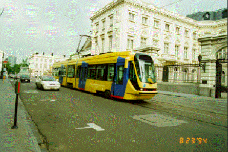 bruxelles.gif (63058 �o�C�g)
